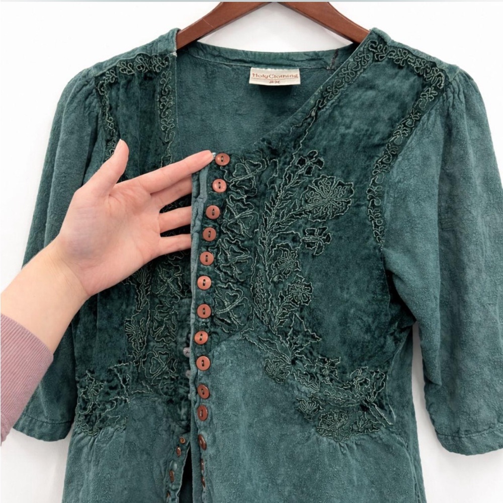 Holy Clothing Renaissance Fairy Velour Top/Blouse Green Embroidery Floral Sz M - Picture 2 of 6